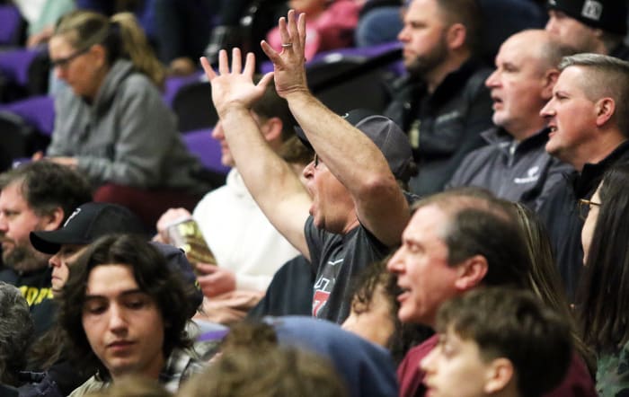 a Tualatin Barlow 6A Oregon boys basketball quarterfinal 2024 Dan Brood 32